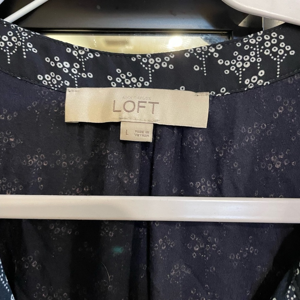 Excellent condition. Beautiful and great for summer! Never worn. - Picture 2 of 5